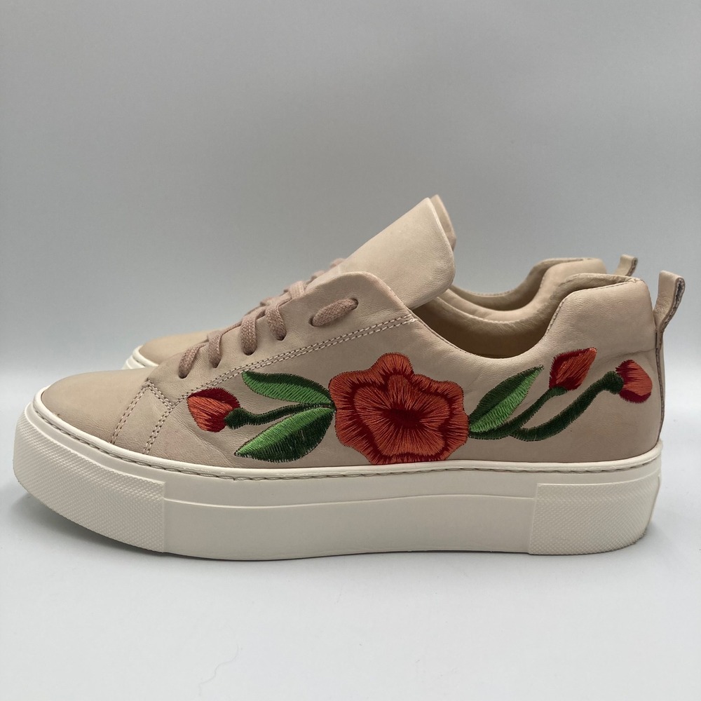 La Canadienne Beige 100% Leather Embroidered Platform Sneakers Women's Size 38